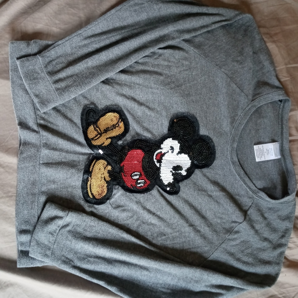 Disney mickey mouse long sleeved shirt